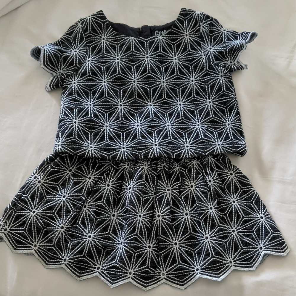 18mos Girls' OshKosh Skirt Set + Bonus Onesie